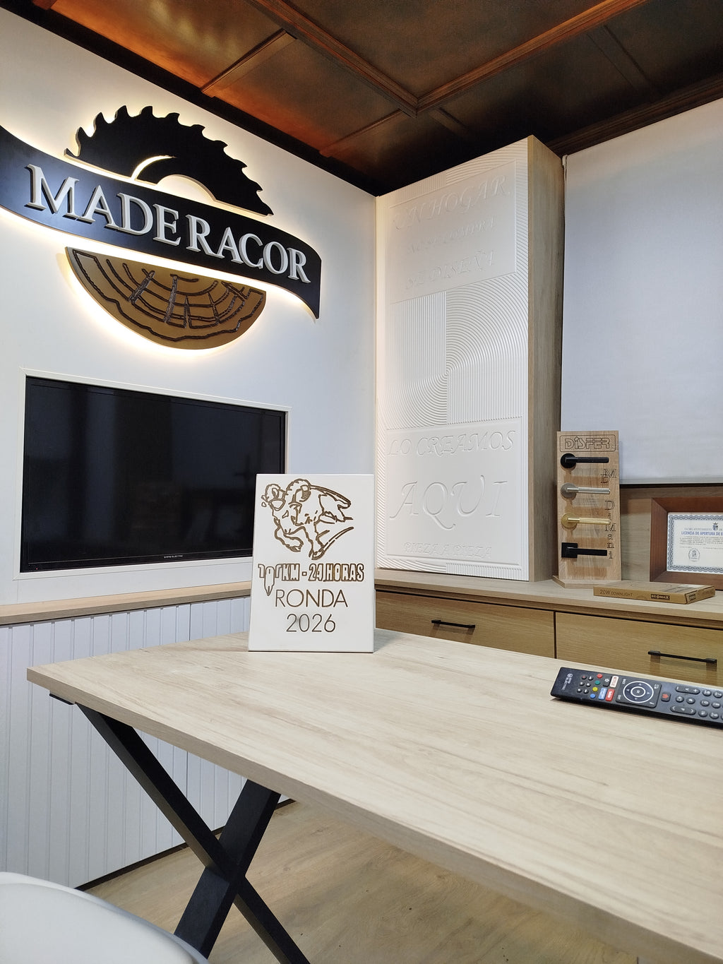 Placa Conmemorativa 101 KM Ronda grabado en Madera