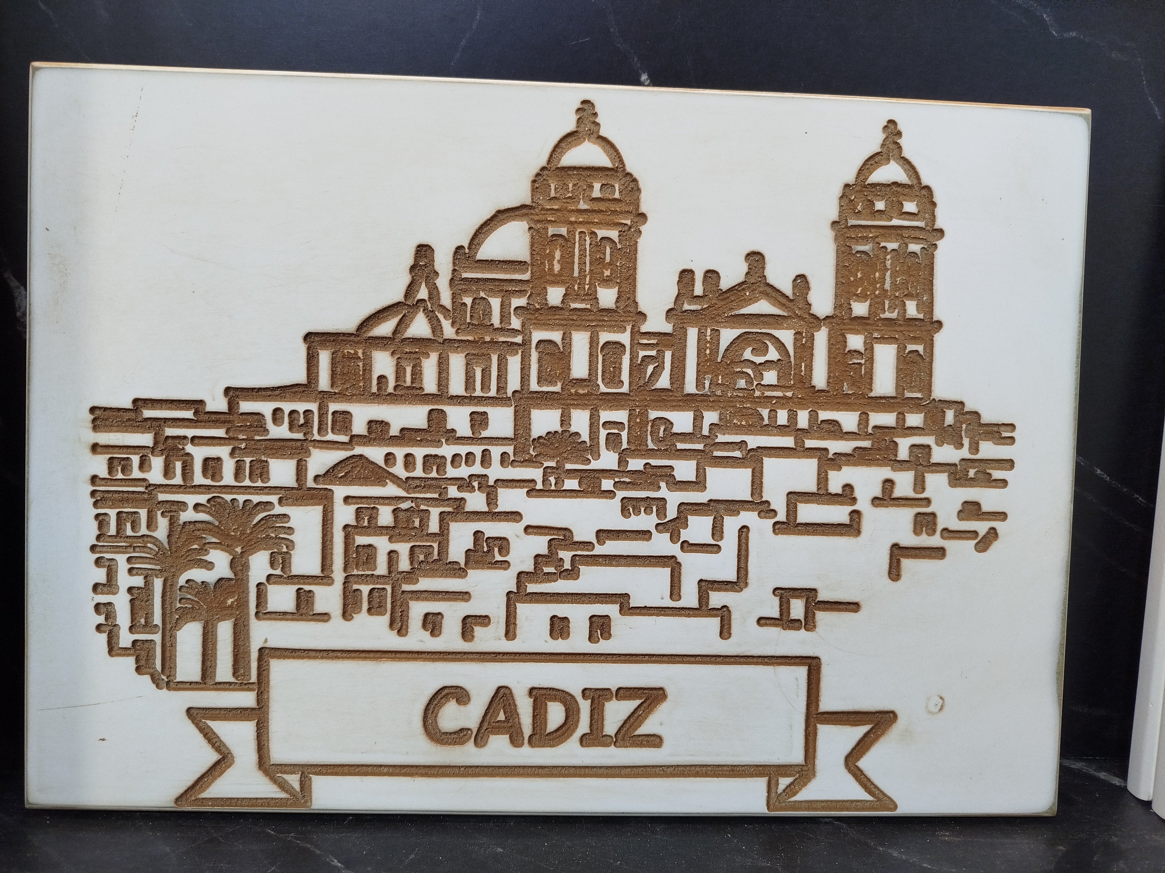 Cádiz: La Tacita de Plata Grabada en Madera