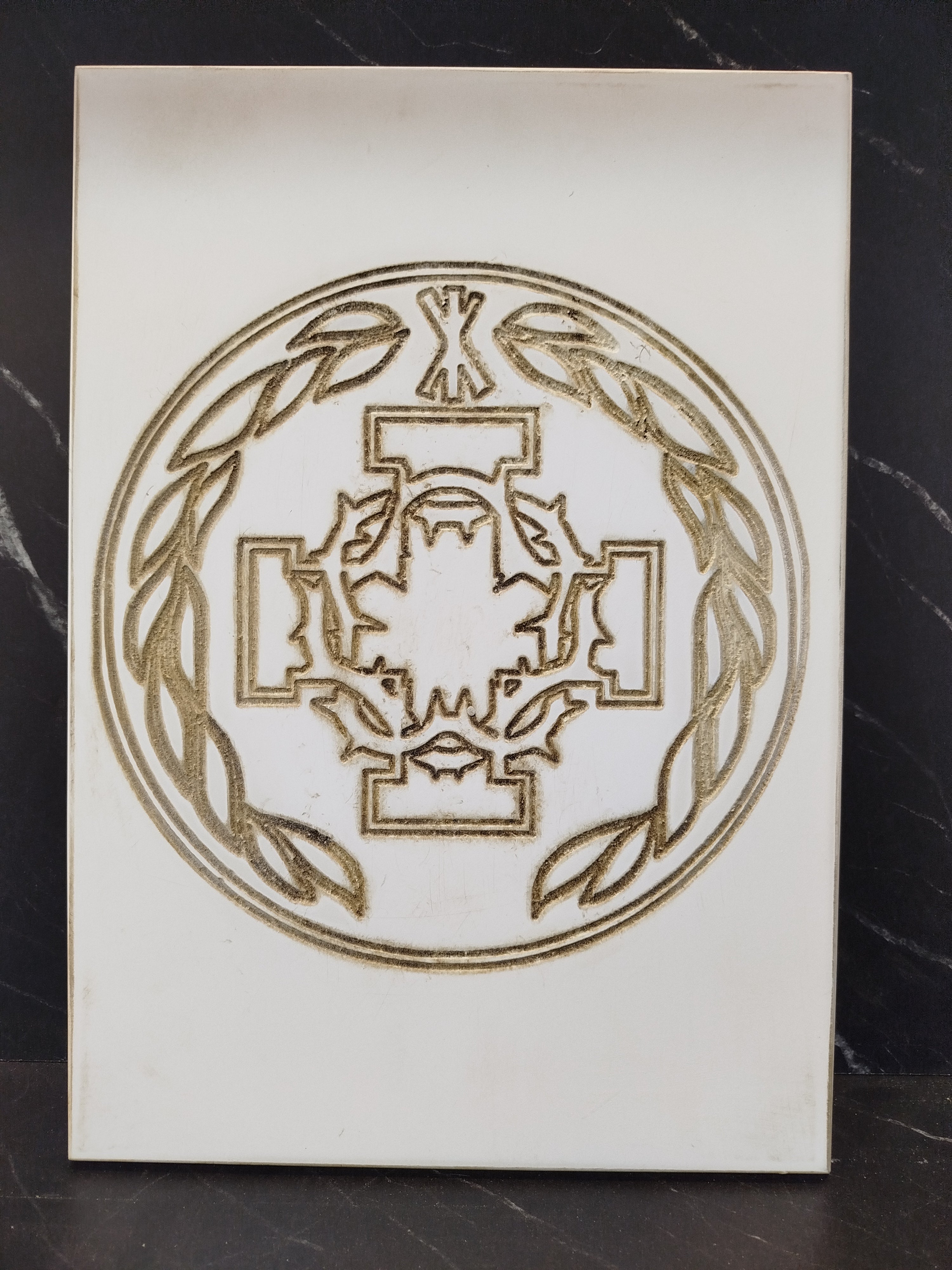 Cuadro Artesanal del escudo heraldico – "Los Moraos" de Alcalá del Valle