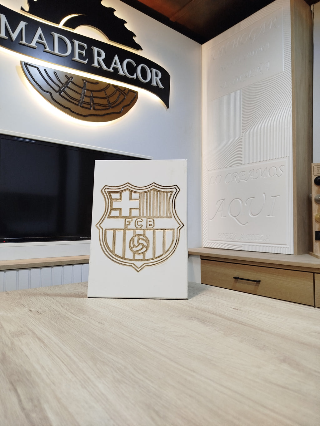 Placa Decorativa Escudo FC Barcelona - Grabado de Precisión "Més que un Club"