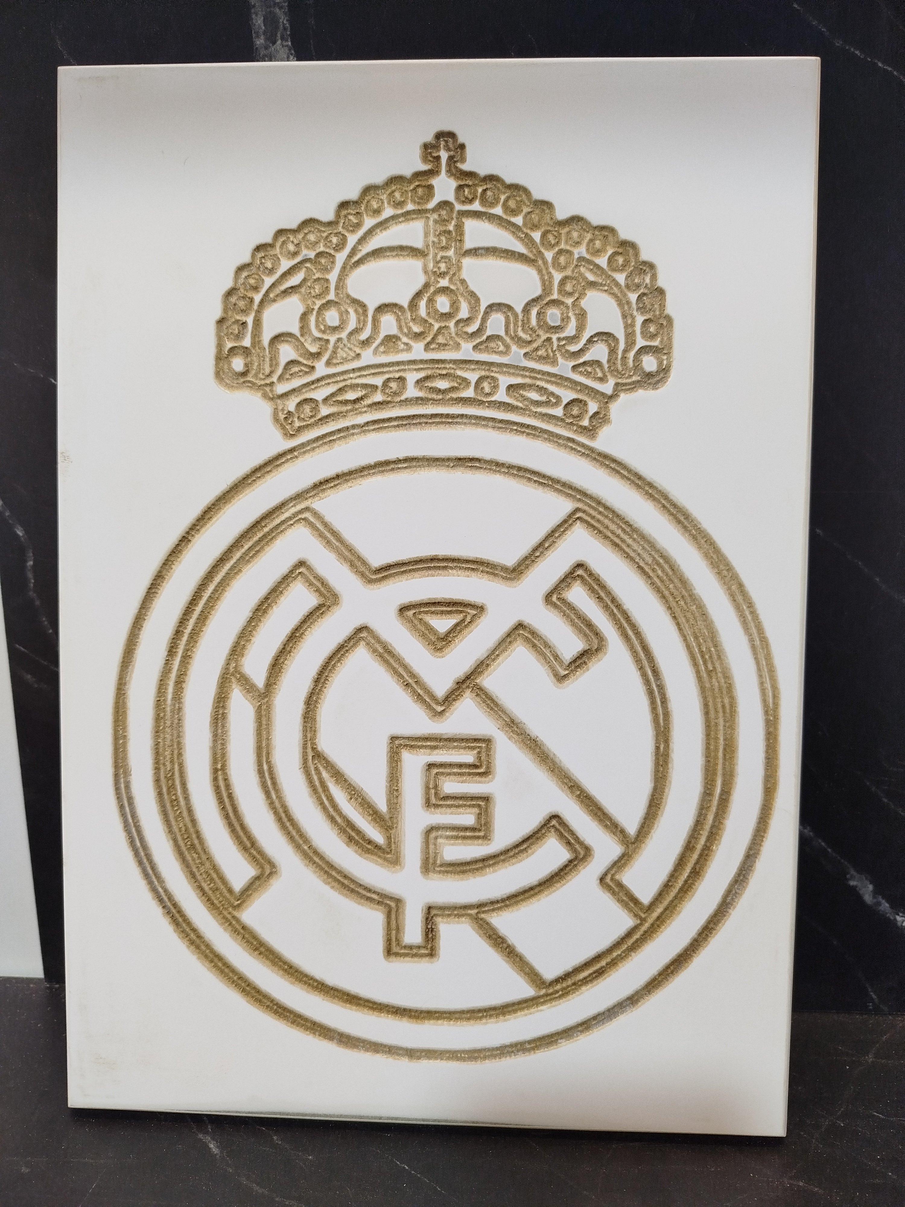 Escudo Real Madrid en Relieve - Cuadro Decorativo Artesanal