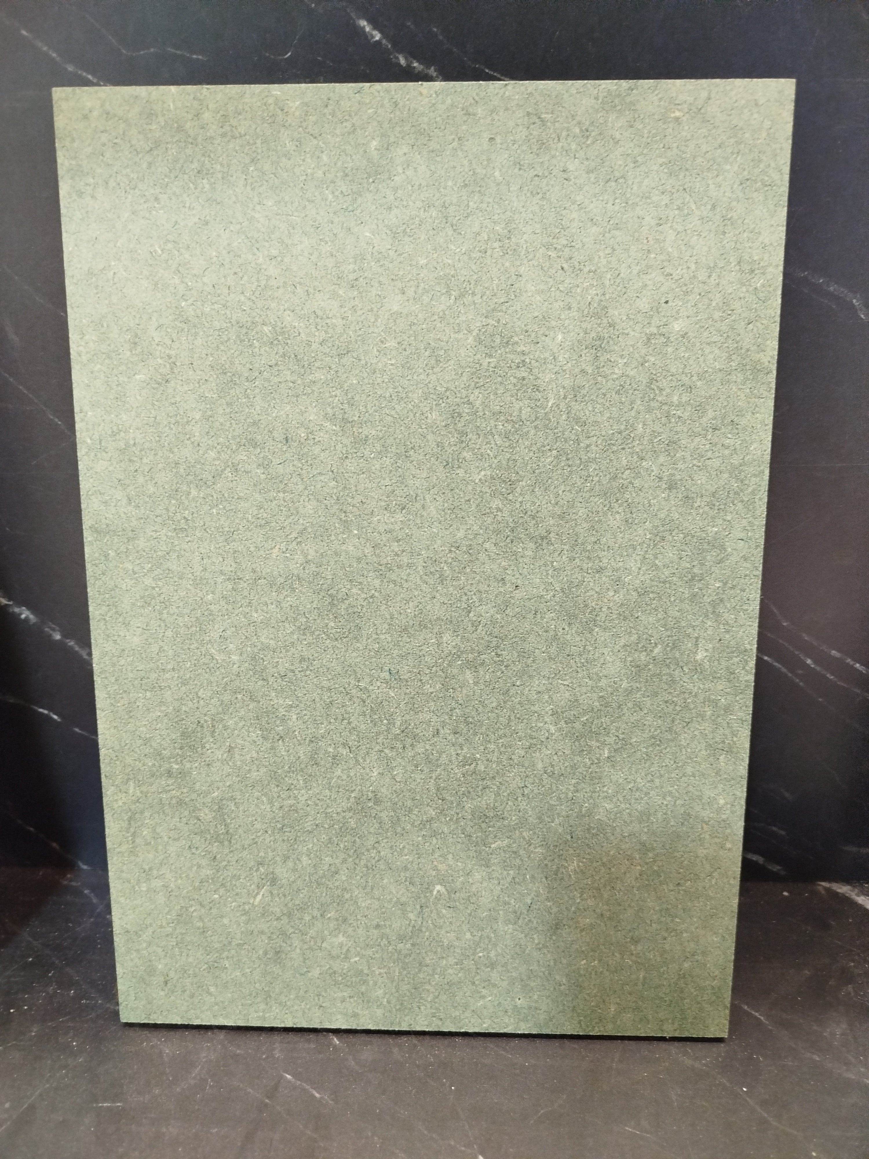 DM Hidrófugo Lacado y Terminado a Mano